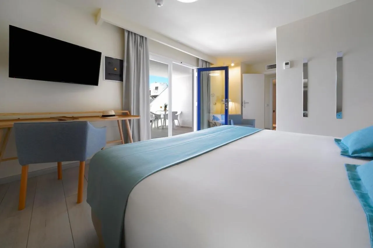 Отель Aqua Suites Puerto del Carmen