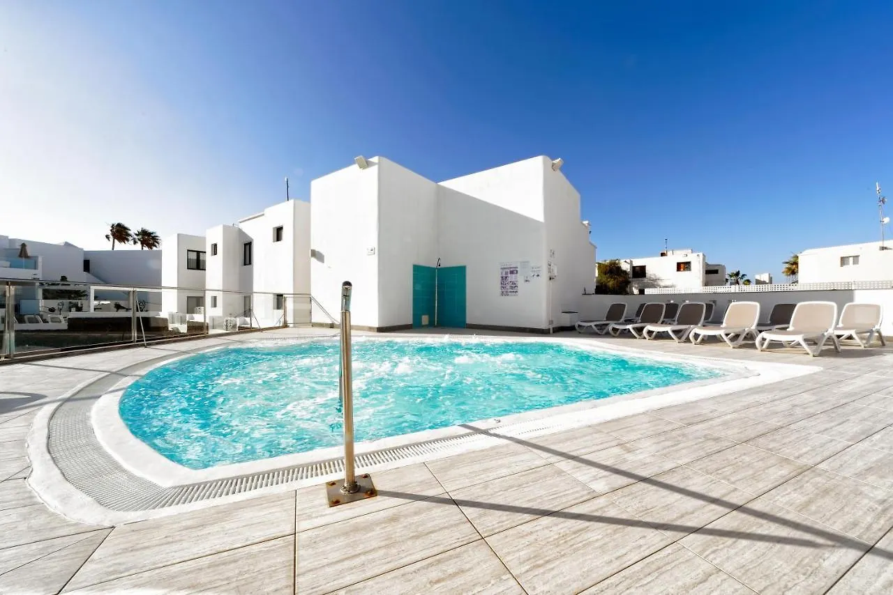 Aqua Suites Puerto del Carmen  Puerto del Carmen (Lanzarote)