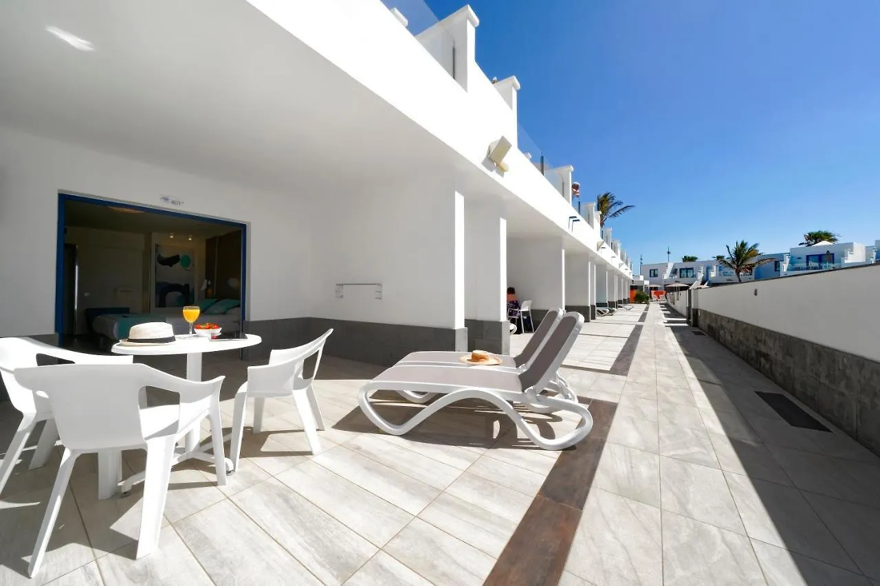 Отель Aqua Suites Puerto del Carmen