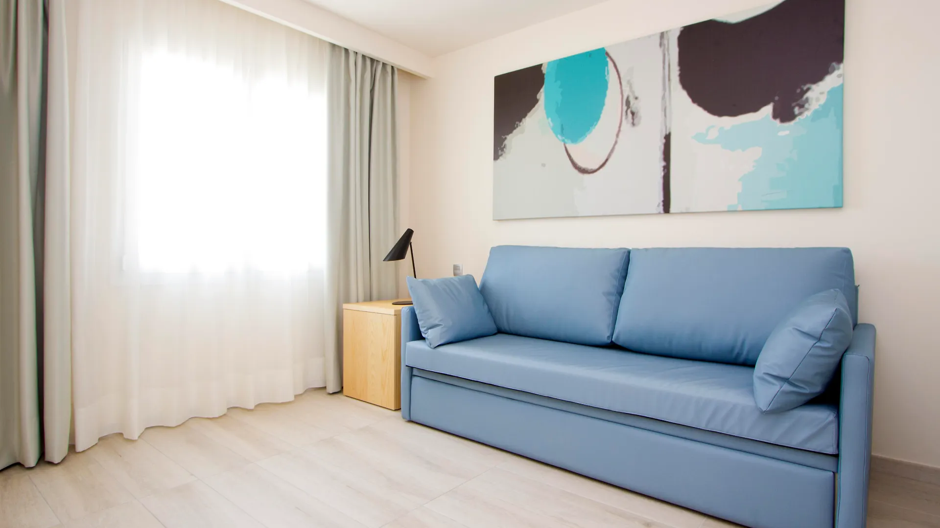 **** Hotel Aqua Suites Puerto del Carmen  Hiszpania