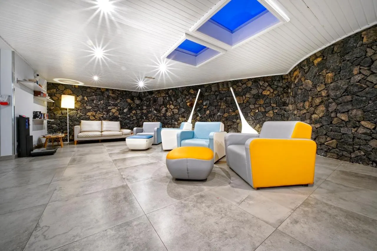 Aqua Suites Puerto del Carmen  Puerto del Carmen (Lanzarote)