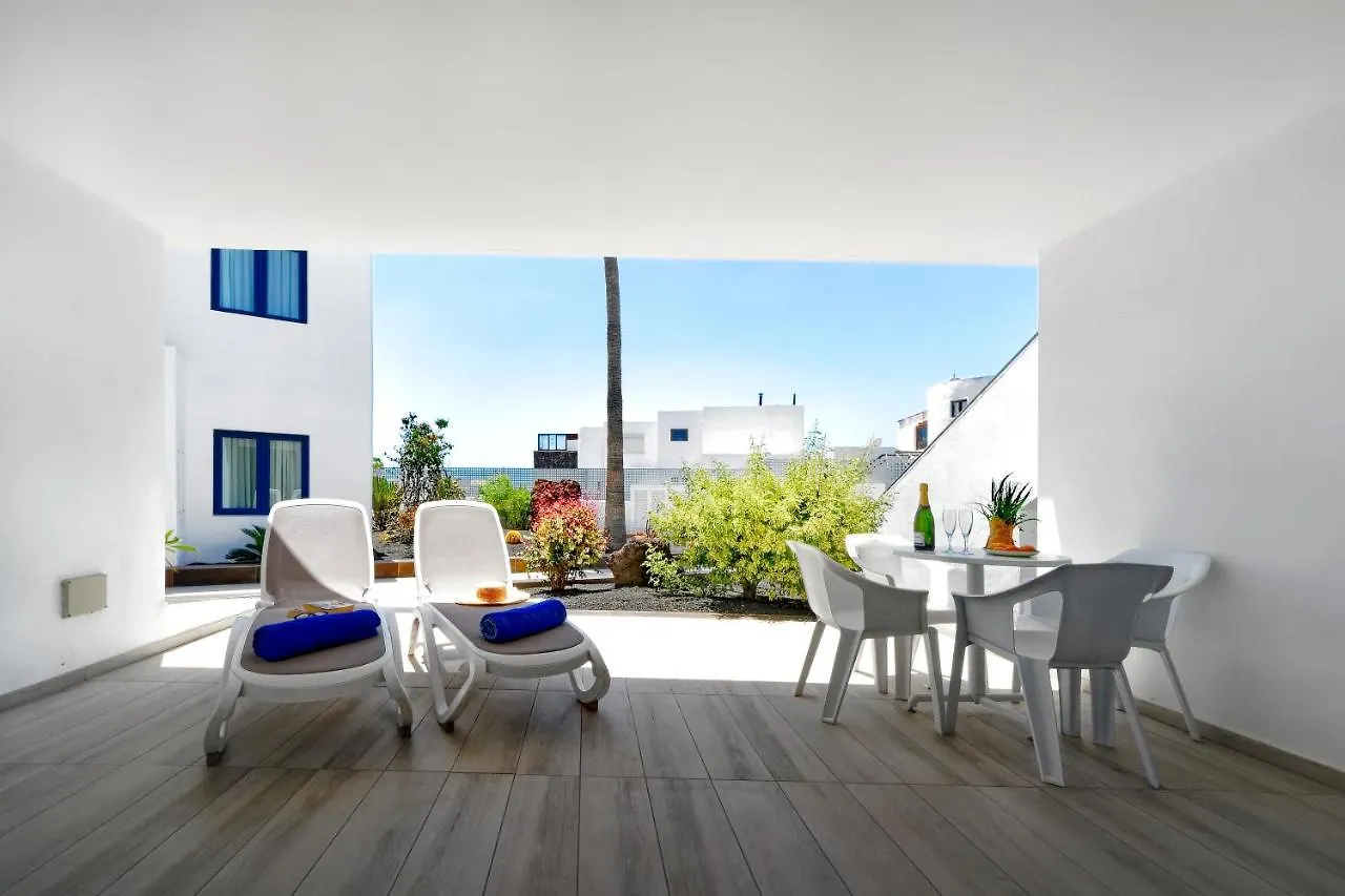 Aqua Suites Puerto del Carmen  Puerto del Carmen (Lanzarote)