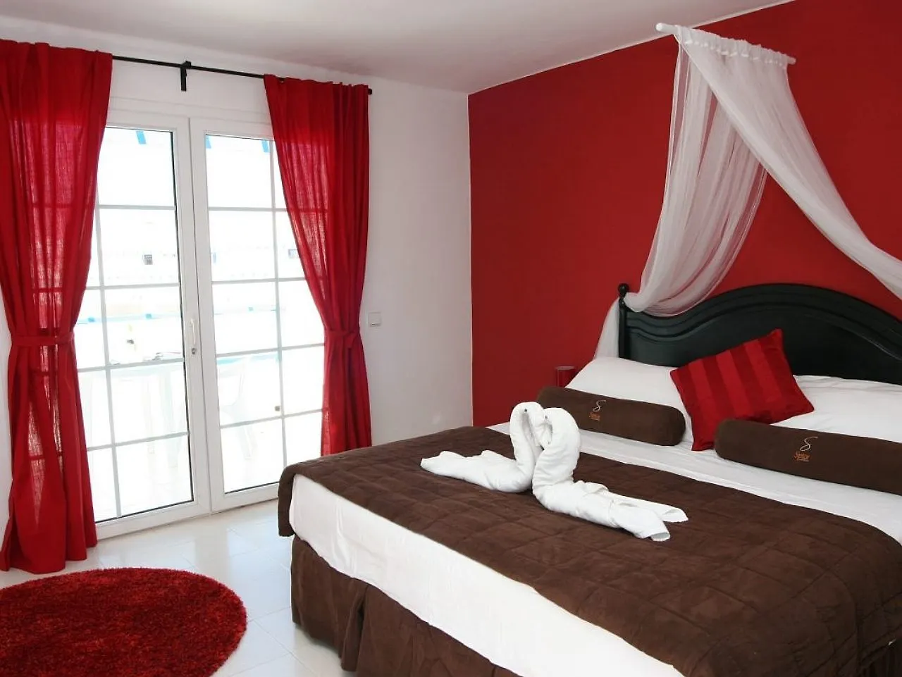 Aqua Suites Puerto del Carmen